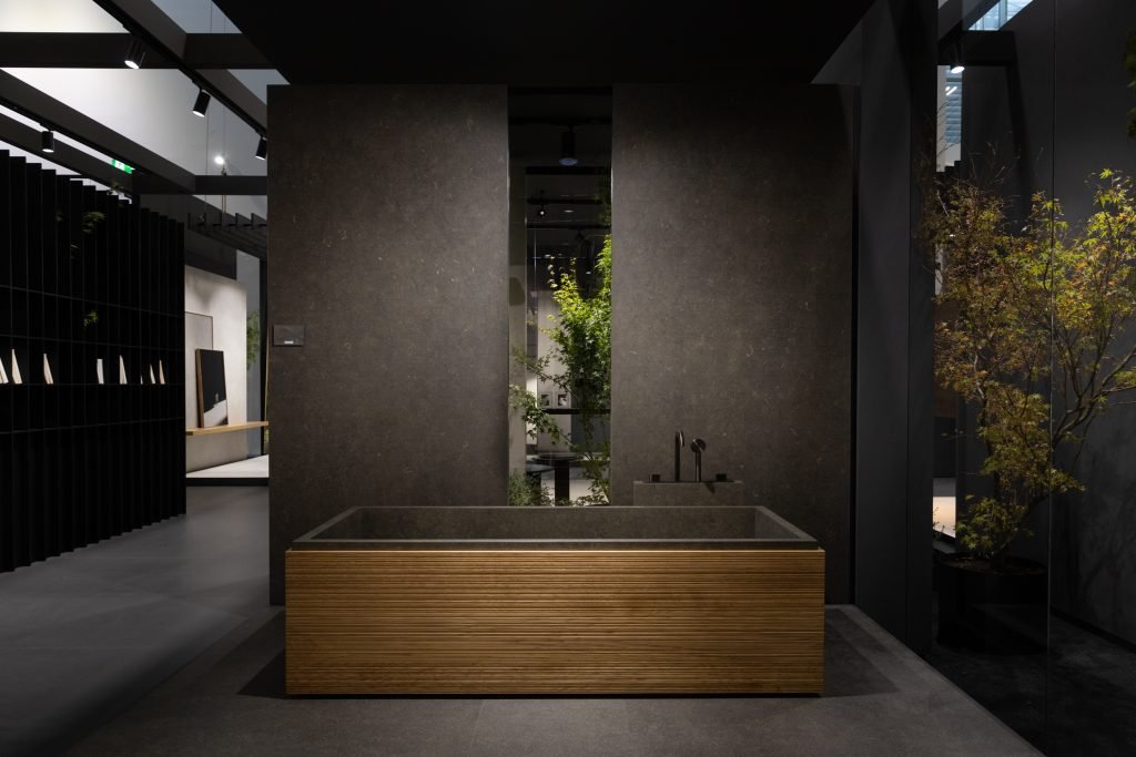 Fotografía editorial — Cersaie 2024 Bolonia, feria cerámica internacional | Jesús Castelló