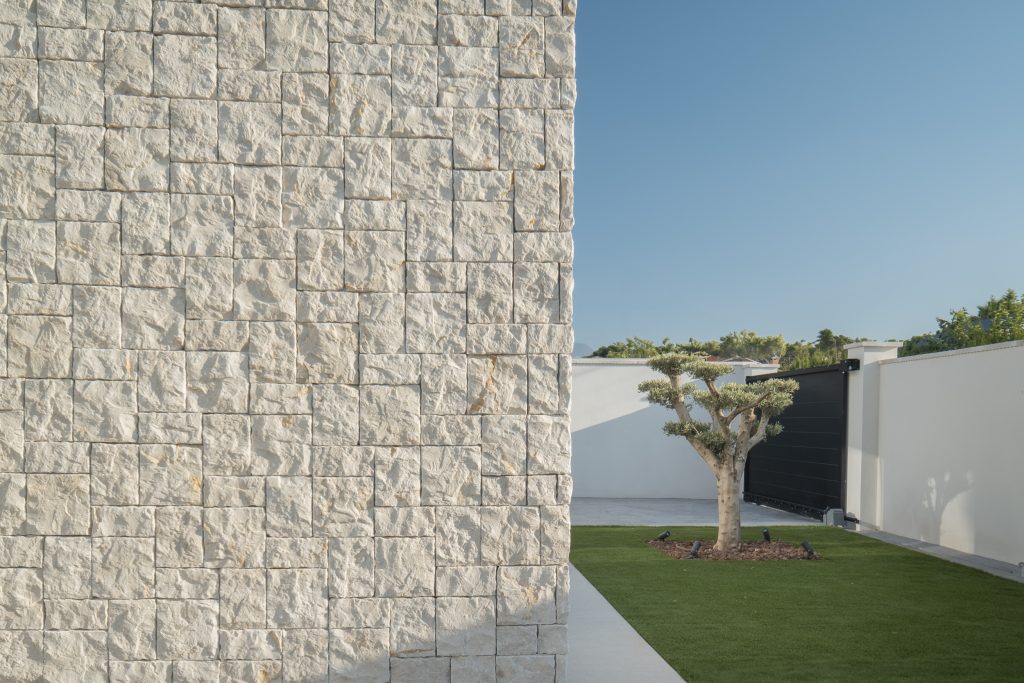 Fotografía de exteriores de la vivienda.