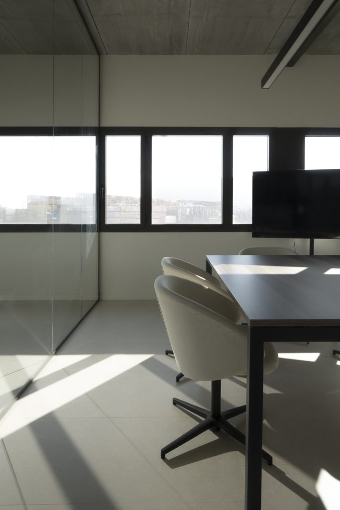 Fotografía de arquitectura — Oficinas Clasol, diseño Fran Esbrí, Castellón | Jesús Castelló