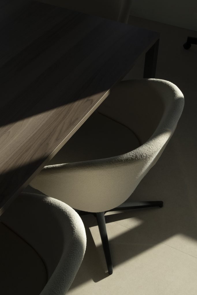 Fotografía de arquitectura — Oficinas Clasol, diseño Fran Esbrí, Castellón | Jesús Castelló